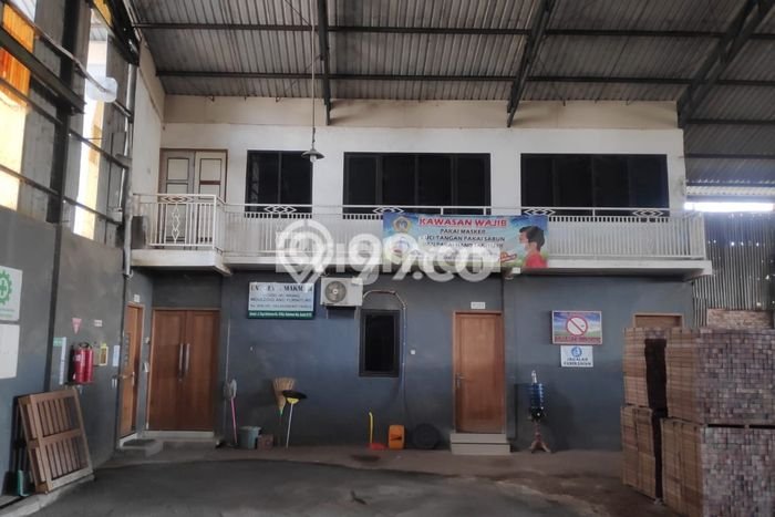 Gudang Dijual di Kedamean Gresik dengan Luas Bangunan 2000m2 Gudang Dijual di Kedamean Gresik dengan Luas Bangunan 2000m2