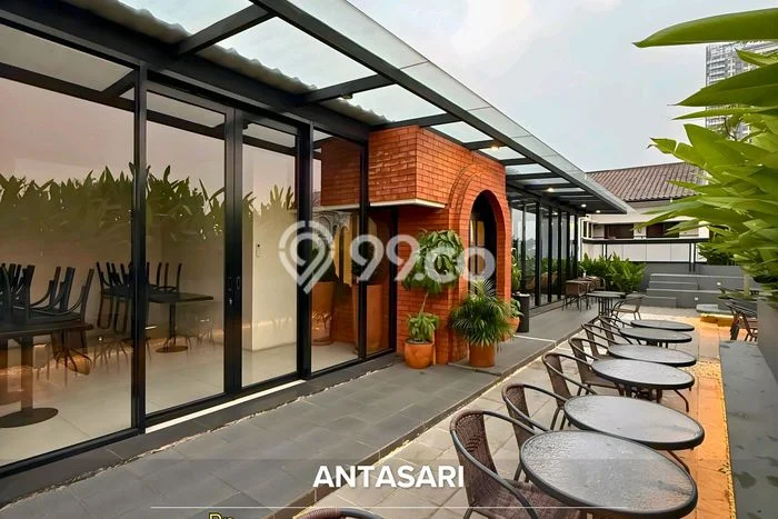 Ruko Dijual di Jakarta Selatan LT 666m2 & LB 1100m2 Lokasi Terbaik! Ruko Dijual di Jakarta Selatan LT 666m2 & LB 1100m2 Lokasi Terbaik!