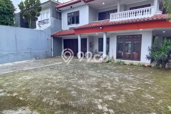 Rumah sewa siap huni 5 Kamar Tidur di Kemang, Jakarta Selatan Rumah sewa siap huni 5 Kamar Tidur di Kemang, Jakarta Selatan