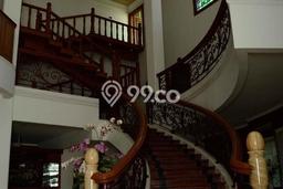 Dijual Rumah Luas Elegan Dengan View Eksklusif di Setra Duta, Bandung Dijual Rumah Luas Elegan Dengan View Eksklusif di Setra Duta, Bandung