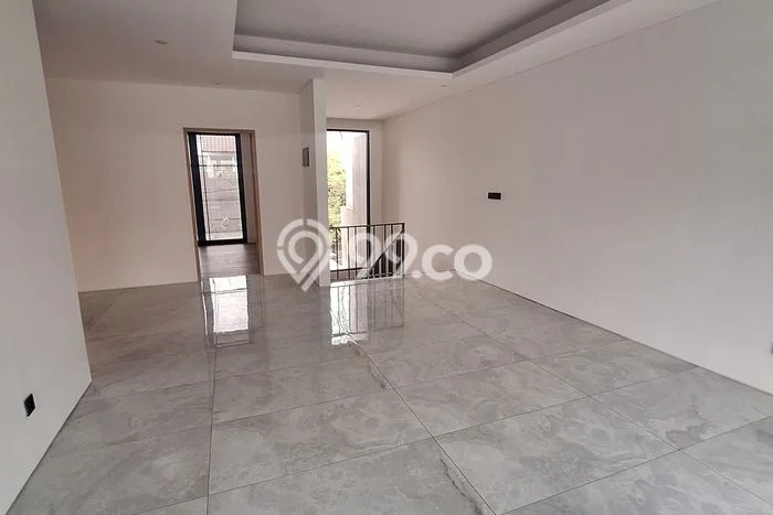 Ready to Use! Premium House LT 200m2 Desain Modern di Mekar Wangi Ready to Use! Premium House LT 200m2 Desain Modern di Mekar Wangi
