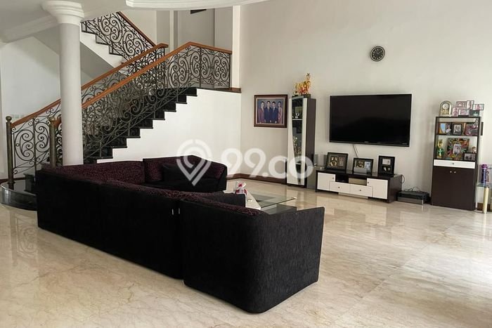 For Sale! Luxury House LT 714m2 Desain Elegan di Setra Duta For Sale! Luxury House LT 714m2 Desain Elegan di Setra Duta