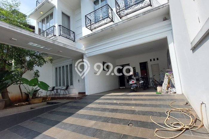 Rumah Elit Modern Tanpa Renovasi di Taman Galaxy Bekasi Rumah Elit Modern Tanpa Renovasi di Taman Galaxy Bekasi