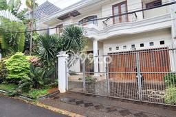Rumah Luxury Modern Siap Huni di Pondok Kelapa Jakarta Timur Rumah Luxury Modern Siap Huni di Pondok Kelapa Jakarta Timur