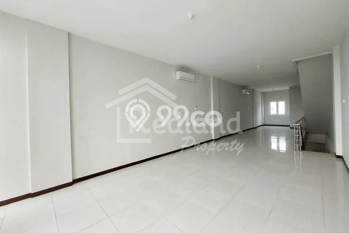LOKASI PREMIUM! Ruko Area Komersial di Tawangmas, Luas 192m2m², Siap Operasional LOKASI PREMIUM! Ruko Area Komersial di Tawangmas, Luas 192m2m², Siap Operasional