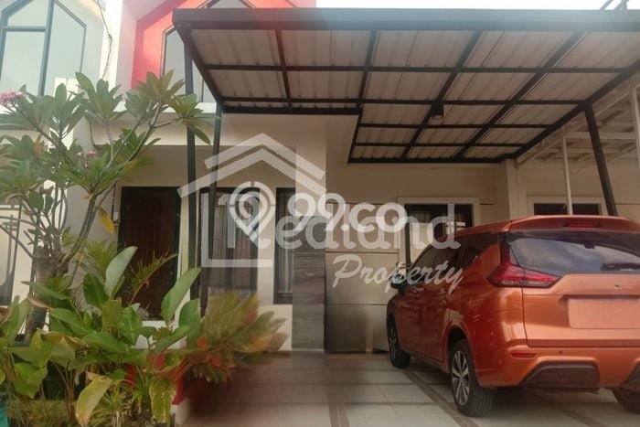 Rumah Modern Cantik 2 KT Bisa Langsung Pindah di Tugu Rumah Modern Cantik 2 KT Bisa Langsung Pindah di Tugu