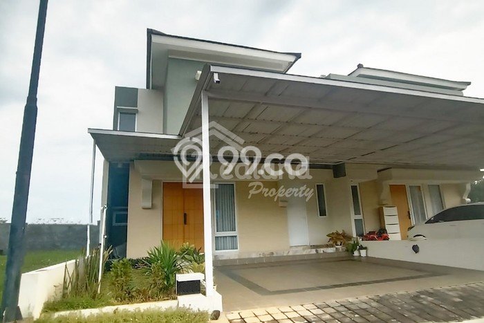 Rumah Luxury Modern Tanpa Renovasi di BSB City Semarang Rumah Luxury Modern Tanpa Renovasi di BSB City Semarang