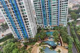 Dijual Apartemen Semi Furnished Hampton Park 2 Kamar Lantai Tengah Dijual Apartemen Semi Furnished Hampton Park 2 Kamar Lantai Tengah