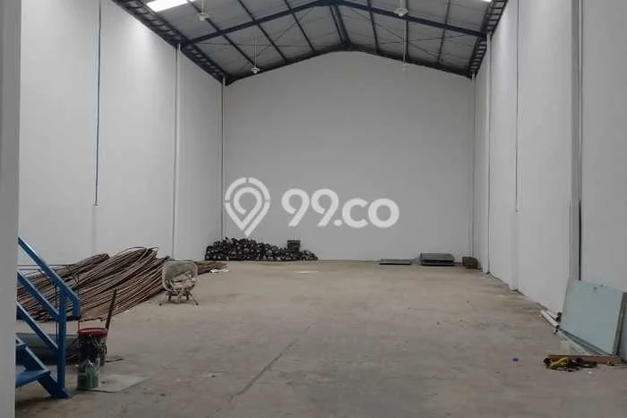 PRIME LOCATION! Gudang di Karang Joang, Luas 330m², Kawasan Ramai, Siap Pakai PRIME LOCATION! Gudang di Karang Joang, Luas 330m², Kawasan Ramai, Siap Pakai