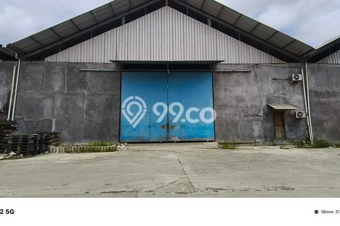 Gudang untuk Disewa di Pusat Balikpapan Luas Bangunan 480m2 Gudang untuk Disewa di Pusat Balikpapan Luas Bangunan 480m2