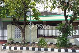 Rumah Modern 5 KT di Gununganyar Surabaya Semi Furnished Rumah Modern 5 KT di Gununganyar Surabaya Semi Furnished