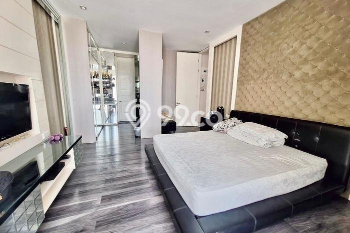 Dijual Rumah Elit Exclusive di Mulyorejo, Surabaya Dijual Rumah Elit Exclusive di Mulyorejo, Surabaya