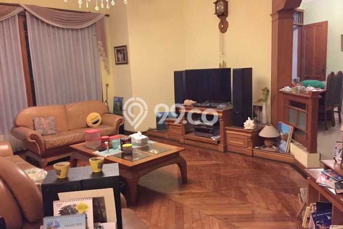 Rumah Elit Modern Tanpa Renovasi di Cipaku Bandung Rumah Elit Modern Tanpa Renovasi di Cipaku Bandung
