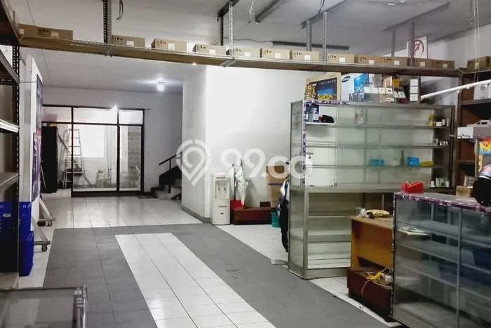 Area Ramai! Ruko Dijual di Sukajadi untuk Bisnis Luas Bangunan 220m2 Area Ramai! Ruko Dijual di Sukajadi untuk Bisnis Luas Bangunan 220m2