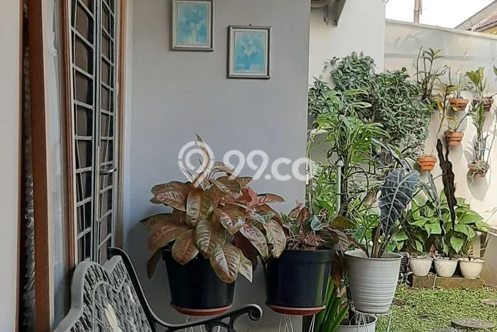 Rumah Modern 4 KT di BKR Bandung Semi Furnished Rumah Modern 4 KT di BKR Bandung Semi Furnished