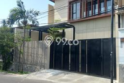 Rumah Area Nyaman kawasan Cipete, Jakarta Selatan, LT 438m² LB 495m² Rumah Area Nyaman kawasan Cipete, Jakarta Selatan, LT 438m² LB 495m²