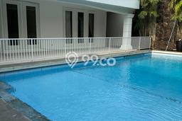 LOKASI STRATEGIS! Rumah di Cipete, Dekat Stasiun, 4 KT, Luas 590m² LB 350m² LOKASI STRATEGIS! Rumah di Cipete, Dekat Stasiun, 4 KT, Luas 590m² LB 350m²