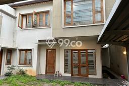 SEWA TERBAIK! Kantor Kawasan Kemang, Luas 550m², Jalan Strategis SEWA TERBAIK! Kantor Kawasan Kemang, Luas 550m², Jalan Strategis