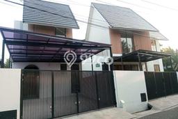 Rumah Akses Mudah area Cipete, Jakarta Selatan, LT 106m² LB 129m² Rumah Akses Mudah area Cipete, Jakarta Selatan, LT 106m² LB 129m²