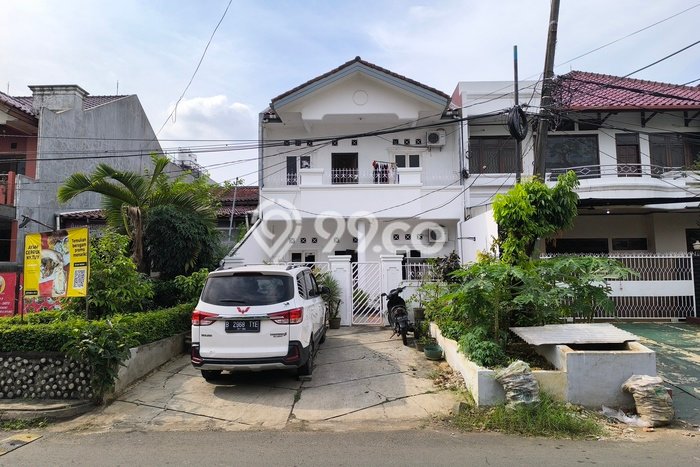 Rumah Mewah LB 160m2 Siap Pakai Desain Elegan di Pondok Bambu, Jakarta Timur Rumah Mewah LB 160m2 Siap Pakai Desain Elegan di Pondok Bambu, Jakarta Timur