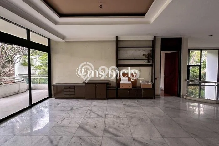 Rumah Mewah Akses Strategis di Jakarta Selatan Unfurnished Rumah Mewah Akses Strategis di Jakarta Selatan Unfurnished