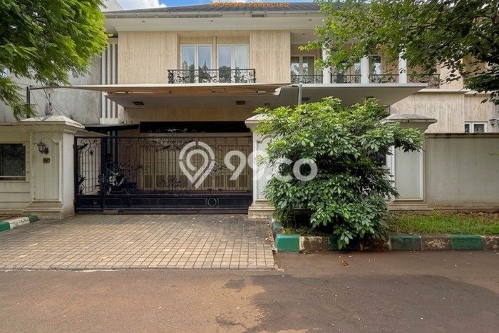 Jual Rumah Luas Elegan Dengan View Cantik di Patal Senayan, Jakarta Selatan Jual Rumah Luas Elegan Dengan View Cantik di Patal Senayan, Jakarta Selatan