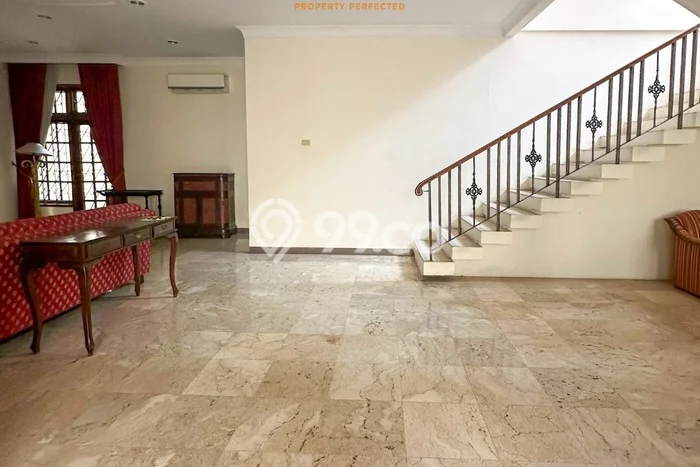 Disewakan Rumah Nyaman di Mega Kuningan LT 400m2 / LB 500m2 Siap Huni Disewakan Rumah Nyaman di Mega Kuningan LT 400m2 / LB 500m2 Siap Huni