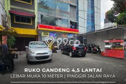 Ruko Dijual di Prime Area Jakarta Selatan Luas 0m2 Ruko Dijual di Prime Area Jakarta Selatan Luas 0m2
