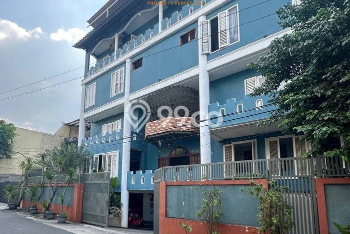 Dijual Segera Rumah Kost di Pondok Indah, Jakarta Selatan 54 Kamar Dijual Segera Rumah Kost di Pondok Indah, Jakarta Selatan 54 Kamar