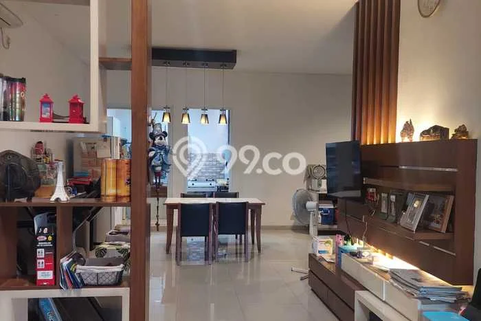 Rumah Mewah LB 130m2 Siap Pakai Desain Elegan di Tangerang Kota, Tangerang Rumah Mewah LB 130m2 Siap Pakai Desain Elegan di Tangerang Kota, Tangerang