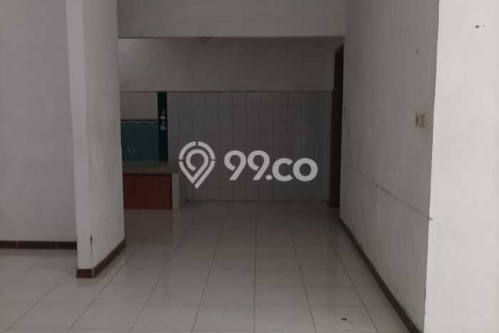 Lokasi strategis! Rumah siap pakai disewakan di Cakung LB 100m2 Lokasi strategis! Rumah siap pakai disewakan di Cakung LB 100m2