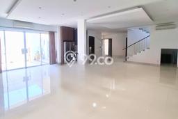 For Sale! Luxury House LT 240m2 Desain Elegan di Jakarta Garden City For Sale! Luxury House LT 240m2 Desain Elegan di Jakarta Garden City