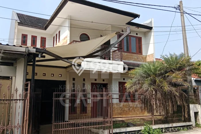 Siap Huni Rumah Mewah 4 Kamar di Babakan Ciparay Dekat ke Mana Pun Siap Huni Rumah Mewah 4 Kamar di Babakan Ciparay Dekat ke Mana Pun
