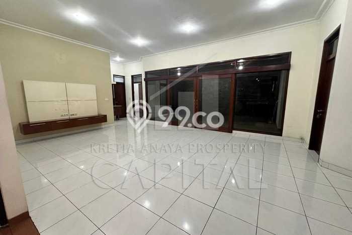 Rumah Mewah LB 260m2 Siap Huni Desain Elegan di Bandung Kota, Bandung Rumah Mewah LB 260m2 Siap Huni Desain Elegan di Bandung Kota, Bandung