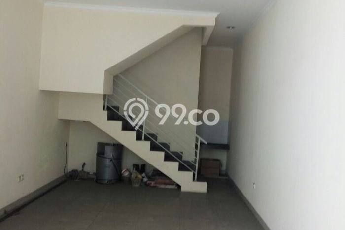 Unit Ruko Dijual di Jakarta Pusat LT 60m2 & LB 200m2 Unit Ruko Dijual di Jakarta Pusat LT 60m2 & LB 200m2