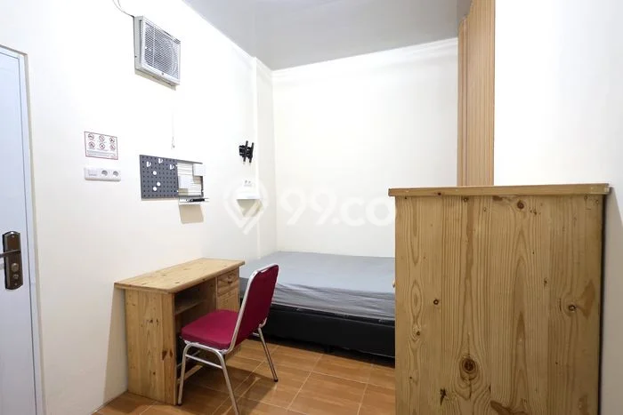 Kamar Kost untuk Disewa di Karang Anyar Nyaman dan Strategis Kamar Kost untuk Disewa di Karang Anyar Nyaman dan Strategis