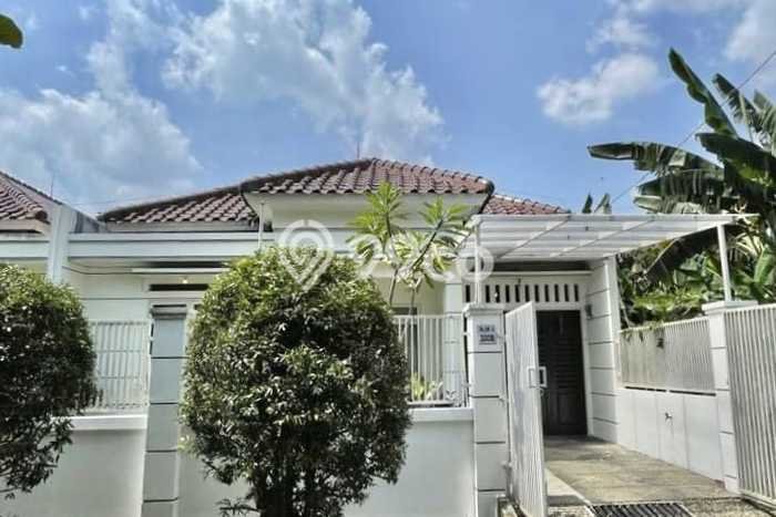 Siap Huni Rumah Mewah 3 Kamar di Cinere Dekat ke Mana Pun Siap Huni Rumah Mewah 3 Kamar di Cinere Dekat ke Mana Pun