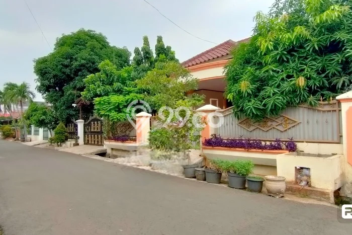 Dijual Hunian Mewah dengan Fasilitas Sekitar Lengkap di Duren Sawit, Jakarta Timur Dijual Hunian Mewah dengan Fasilitas Sekitar Lengkap di Duren Sawit, Jakarta Timur