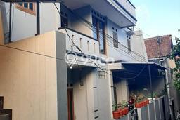 FOR SALE Kost 17 Kamar, 4 Kamar Mandi di Cibeunying Kidul, Bandung, Luas 200m2 FOR SALE Kost 17 Kamar, 4 Kamar Mandi di Cibeunying Kidul, Bandung, Luas 200m2