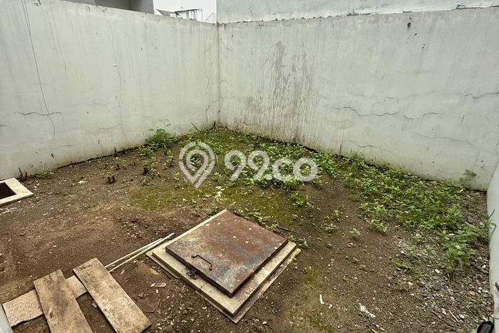 Dijual Hunian Rumah Nyaman 2 Kamar di Semanan, Jakarta Barat Dijual Hunian Rumah Nyaman 2 Kamar di Semanan, Jakarta Barat