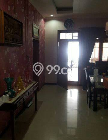 Rumah Luxury Modern Tanpa Renovasi di Manukan Surabaya Rumah Luxury Modern Tanpa Renovasi di Manukan Surabaya