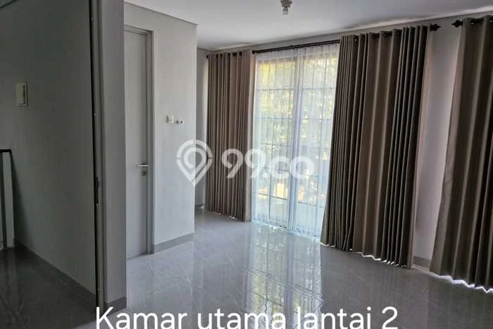 For Sale Rumah 3 Kamar Lokasi Ideal Bagus dan Strategis di Mulyorejo For Sale Rumah 3 Kamar Lokasi Ideal Bagus dan Strategis di Mulyorejo