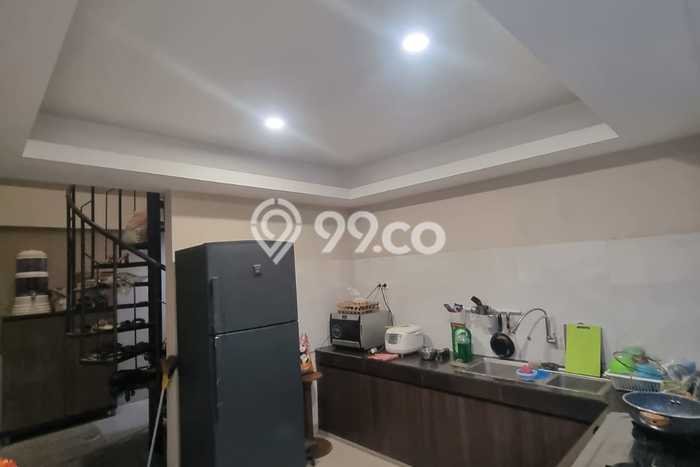 Hunian Mewah Dijual LT 240m2 di Lakarsantri, Surabaya Hunian Mewah Dijual LT 240m2 di Lakarsantri, Surabaya