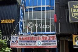 AREA KOMERSIAL! Ruko di Sukolilo, Luas 148m2m², Posisi Strategis AREA KOMERSIAL! Ruko di Sukolilo, Luas 148m2m², Posisi Strategis