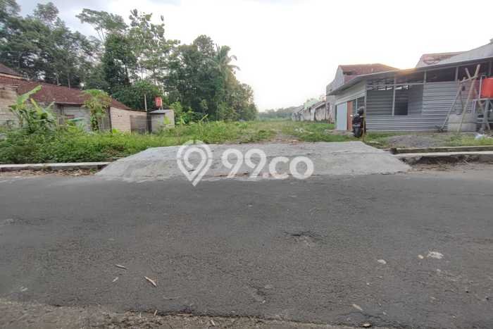 Tanah di Area Jl. Besi Jangkang Timur Al Azhar Cairo Jogja Tanah di Area Jl. Besi Jangkang Timur Al Azhar Cairo Jogja