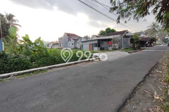 Tanah di Area Jl. Besi Jangkang Timur Al Azhar Cairo Jogja Tanah di Area Jl. Besi Jangkang Timur Al Azhar Cairo Jogja