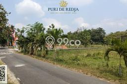 Untuk Dijual Tanah di Godean Sleman Luas 125m2 SHM Untuk Dijual Tanah di Godean Sleman Luas 125m2 SHM