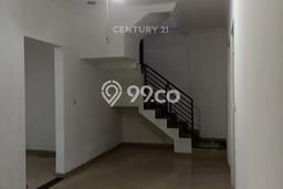 Lokasi terbaik! Rumah siap huni disewakan di Cempaka Putih LB 300m2 Lokasi terbaik! Rumah siap huni disewakan di Cempaka Putih LB 300m2