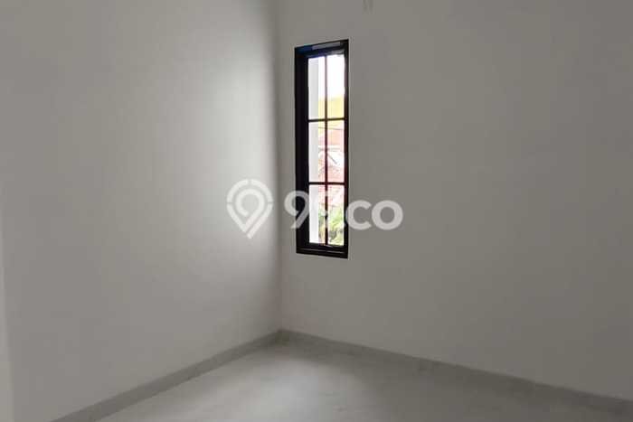 For Sale Hunian Rumah Terawat 4 Kamar di Harapan Indah, Bekasi For Sale Hunian Rumah Terawat 4 Kamar di Harapan Indah, Bekasi