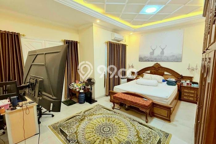 Rumah Mewah LB 330m2 Siap Huni Desain Elegan di Galaxy, Bekasi Rumah Mewah LB 330m2 Siap Huni Desain Elegan di Galaxy, Bekasi